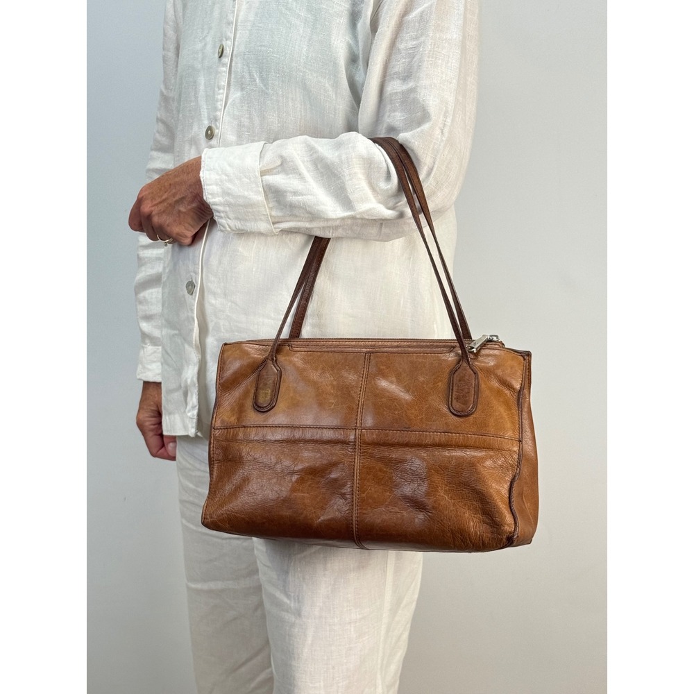 Hobo International Brown Leather Shoulder Bag Floral Lining Tote Zip Pocket